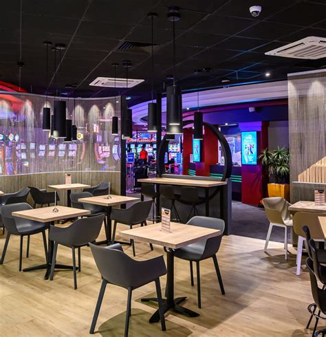 jackpot cafe online.